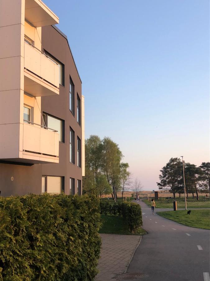 Modern One Bedroom Flat With Sunset Views, Self Check-In Pärnu Exterior foto